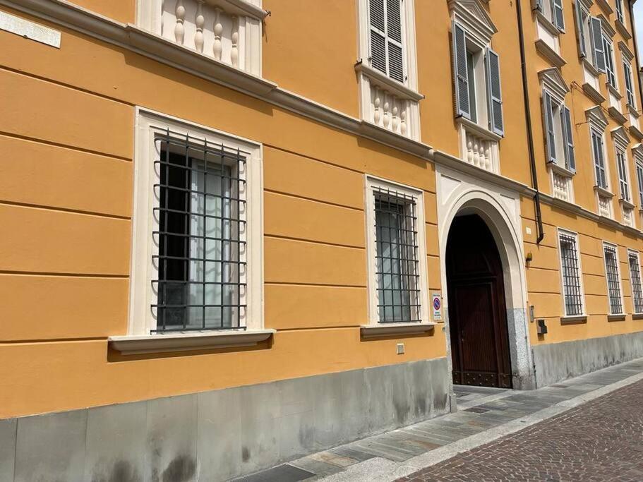 Minimal Loft In Centro A Piacenza Apartman Kültér fotó